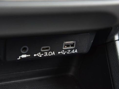 Used 2024 Subaru Crosstrek 2.0i Premium AWD/4WD image 15