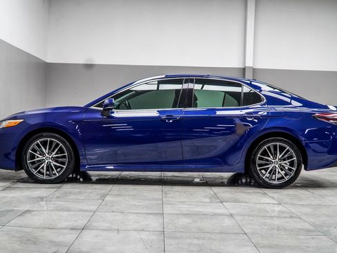 Used 2024 Toyota Camry XLE FWD image 10