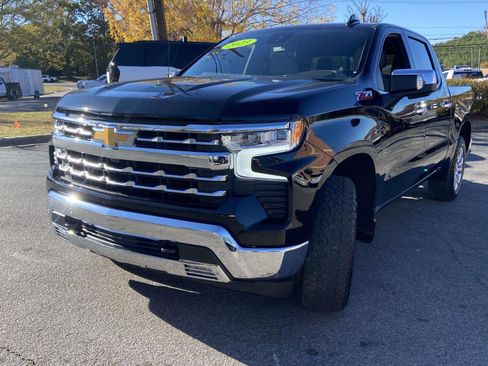 Certified 2023 Chevrolet Silverado 1500 LTZ image 25