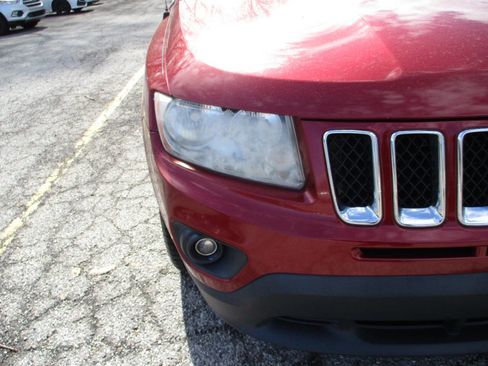 Used 2011 Jeep Compass Sport w/ Sun/Sound Group image 25