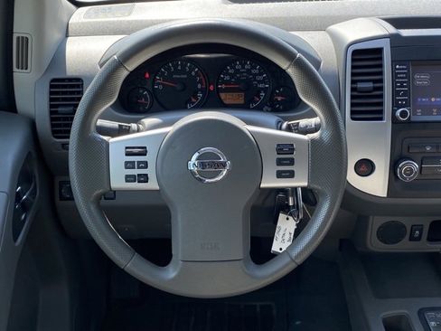 Used 2019 Nissan Frontier SV image 28