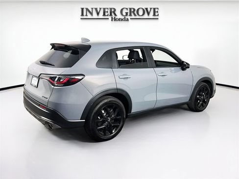 Used 2024 Honda HR-V Sport image 5