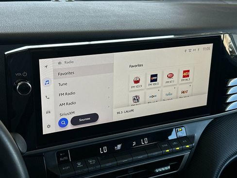 Used 2025 Toyota Camry SE w/ Multimedia Upgrade Package FWD image 15