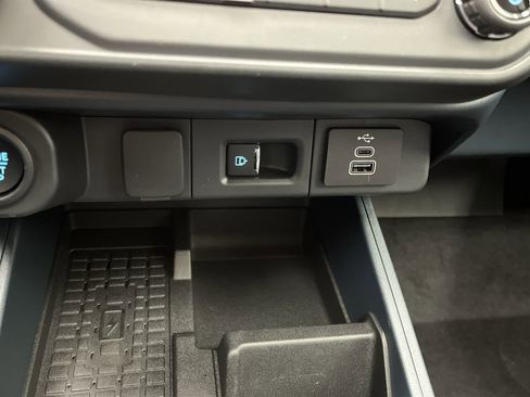 New 2025 Ford Maverick Lobo image 23