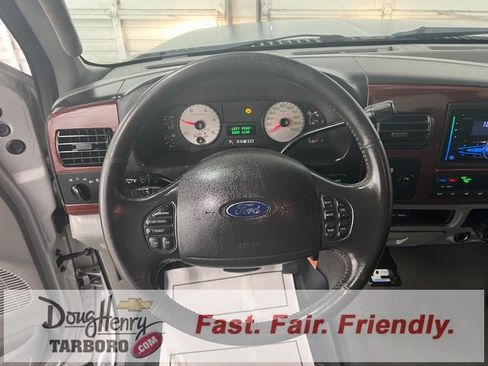 Used 2006 Ford F250 Lariat image 38