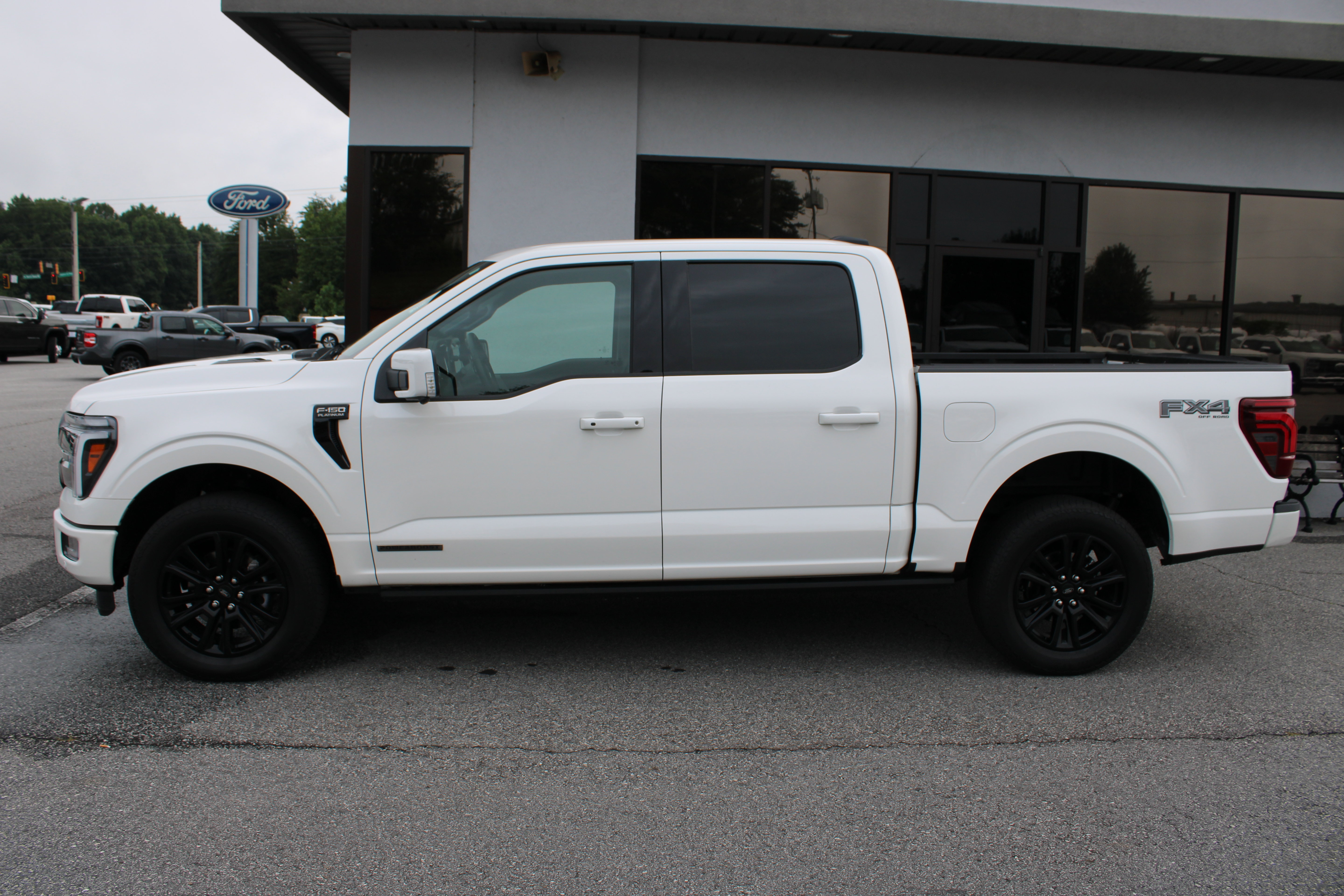 Used 2025 Ford F150 Platinum w/ FX4 Off-Road Package AWD/4WD image 1