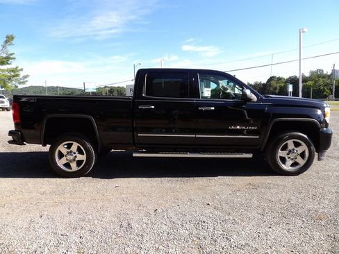 Used 2015 GMC Sierra 2500 Denali AWD/4WD image 5