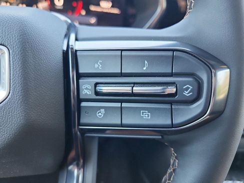 New 2026 GMC Canyon AT4 w/ Technology Plus Package image 19