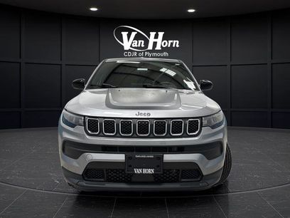 Used 2023 Jeep Compass Sport w/ Mopar Graphics Package