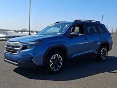 Used 2025 Subaru Forester Premium AWD/4WD image 5