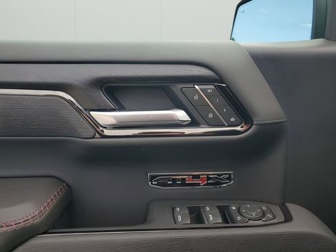 New 2026 GMC Sierra 1500 AT4X image 26