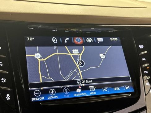 Used 2018 Cadillac Escalade Platinum RWD image 14
