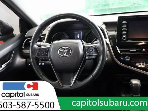 Used 2023 Toyota Camry SE image 16