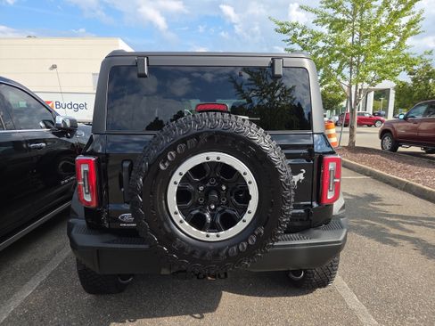 Used 2022 Ford Bronco Badlands AWD/4WD image 4