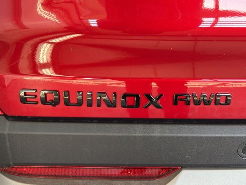 New 2026 Chevrolet Equinox LT AWD/4WD image 9