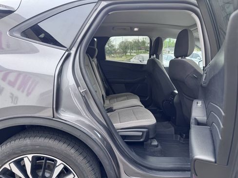 Used 2022 Ford Escape SE w/ SE Sport Appearance Package AWD/4WD image 15