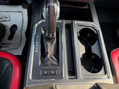 Used 2018 Ford F150 Lariat w/ Equipment Group 502A Luxury AWD/4WD image 31