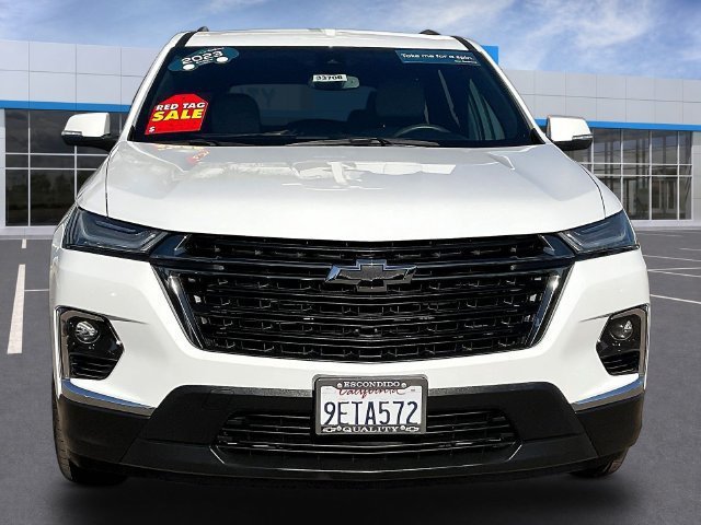 Certified 2023 Chevrolet Traverse LS w/ Midnight/Sport Edition FWD image 2