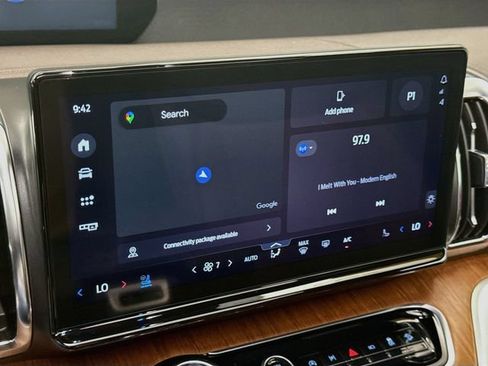 Used 2025 Ford Expedition King Ranch AWD/4WD image 15