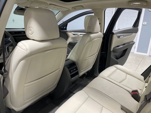 Used 2019 Cadillac XT5 Luxury image 14