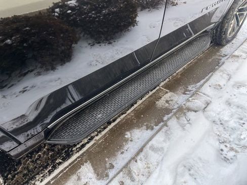 Used 2023 Jeep Wagoneer Series II w/ Premium Group I image 12