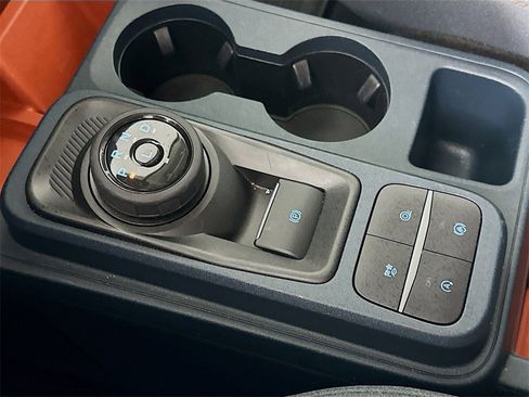 Used 2022 Ford Maverick XLT w/ Equipment Group 300A Standard image 16