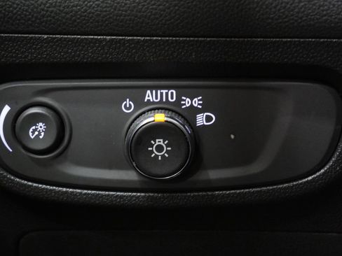 Used 2025 Buick Encore GX Preferred image 14