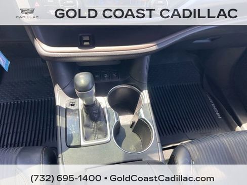 Used 2018 Toyota Highlander Plus AWD/4WD image 22