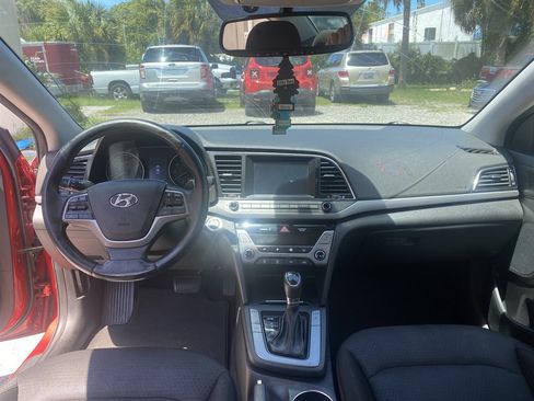 Used 2017 Hyundai Elantra Value Edition FWD image 17