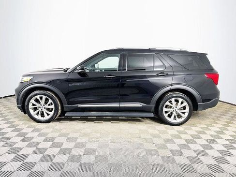 Certified 2023 Ford Explorer Platinum w/ Technology Package AWD/4WD image 4