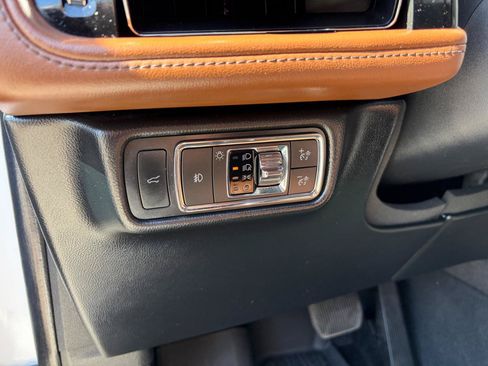 Used 2023 Lincoln Aviator Reserve w/ Equipment Group 201A AWD/4WD image 14