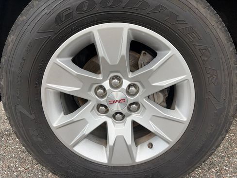 Used 2016 GMC Canyon SLE w/ SLE Convenience Package RWD image 14