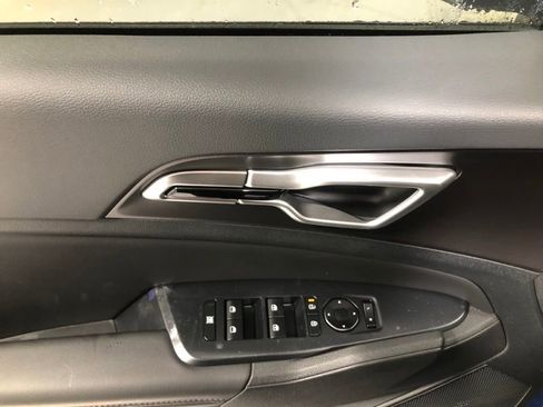 New 2026 Kia Sportage EX w/ EX Panorama Roof Package FWD image 21