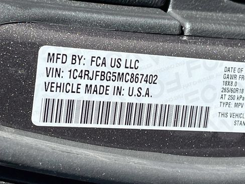 Used 2021 Jeep Grand Cherokee Limited AWD/4WD image 33