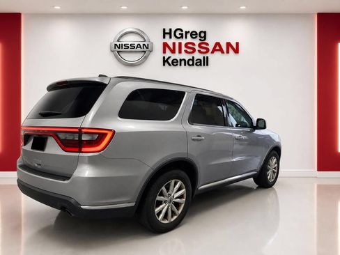Used 2019 Dodge Durango SXT AWD/4WD image 4