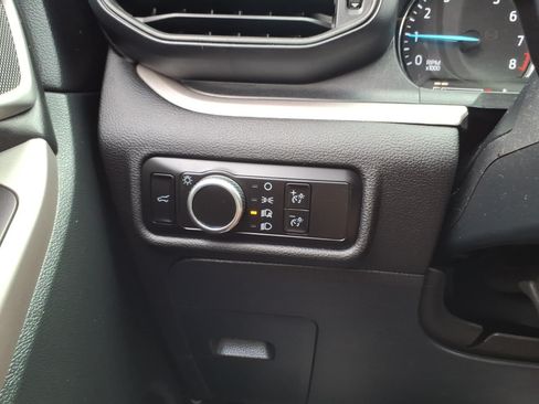 Certified 2023 Ford Explorer XLT AWD/4WD image 23