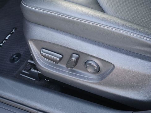 Used 2022 Toyota Camry XSE FWD image 13