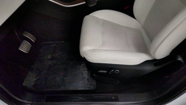 Used 2022 Tesla Model X AWD/4WD image 46