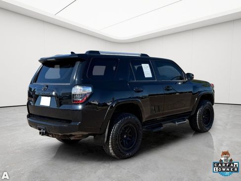 Used 2022 Toyota 4Runner SR5 Premium AWD/4WD image 7