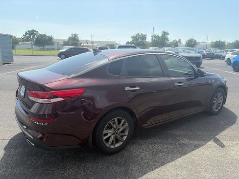 Used 2020 Kia Optima LX FWD image 7
