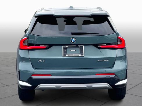 Certified 2023 BMW X1 xDrive28i image 4