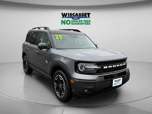 Certified 2025 Ford Bronco Sport Outer Banks w/ Outer Banks Tech Package+ AWD/4WD image 26
