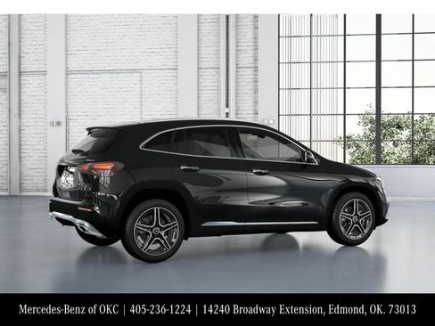New 2026 Mercedes-Benz GLA 250 4MATIC image 19