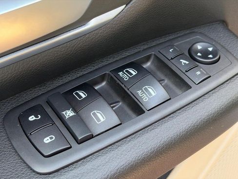 Used 2019 RAM 1500 Big Horn AWD/4WD image 20