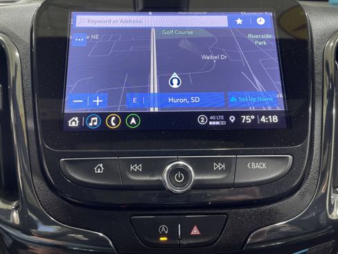 Used 2024 Chevrolet Equinox Premier AWD/4WD image 24