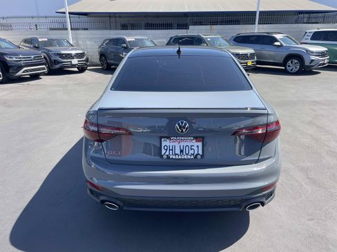 Certified 2023 Volkswagen Jetta GLI Autobahn w/ GLI Black Package FWD image 4