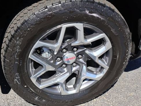 New 2026 GMC Sierra 1500 SLE AWD/4WD image 28