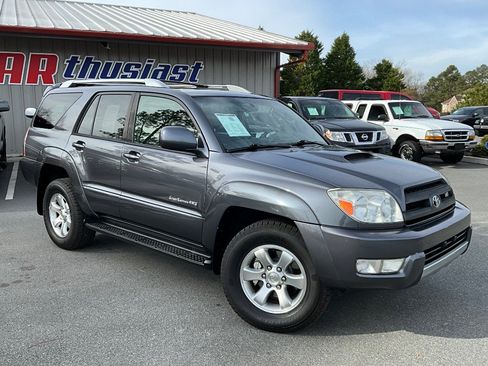 Used 2005 Toyota 4Runner Sport image 2
