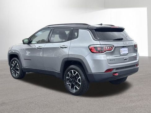 Used 2020 Jeep Compass Trailhawk AWD/4WD image 30