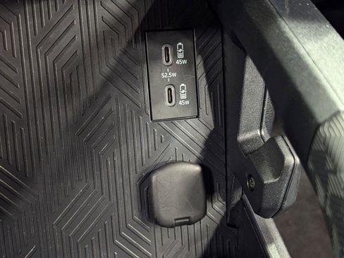 Used 2025 Toyota 4Runner SR5 image 18